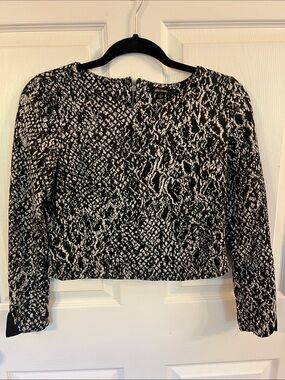 Ella Moss Black & White Textured Long-Sleeve Crop